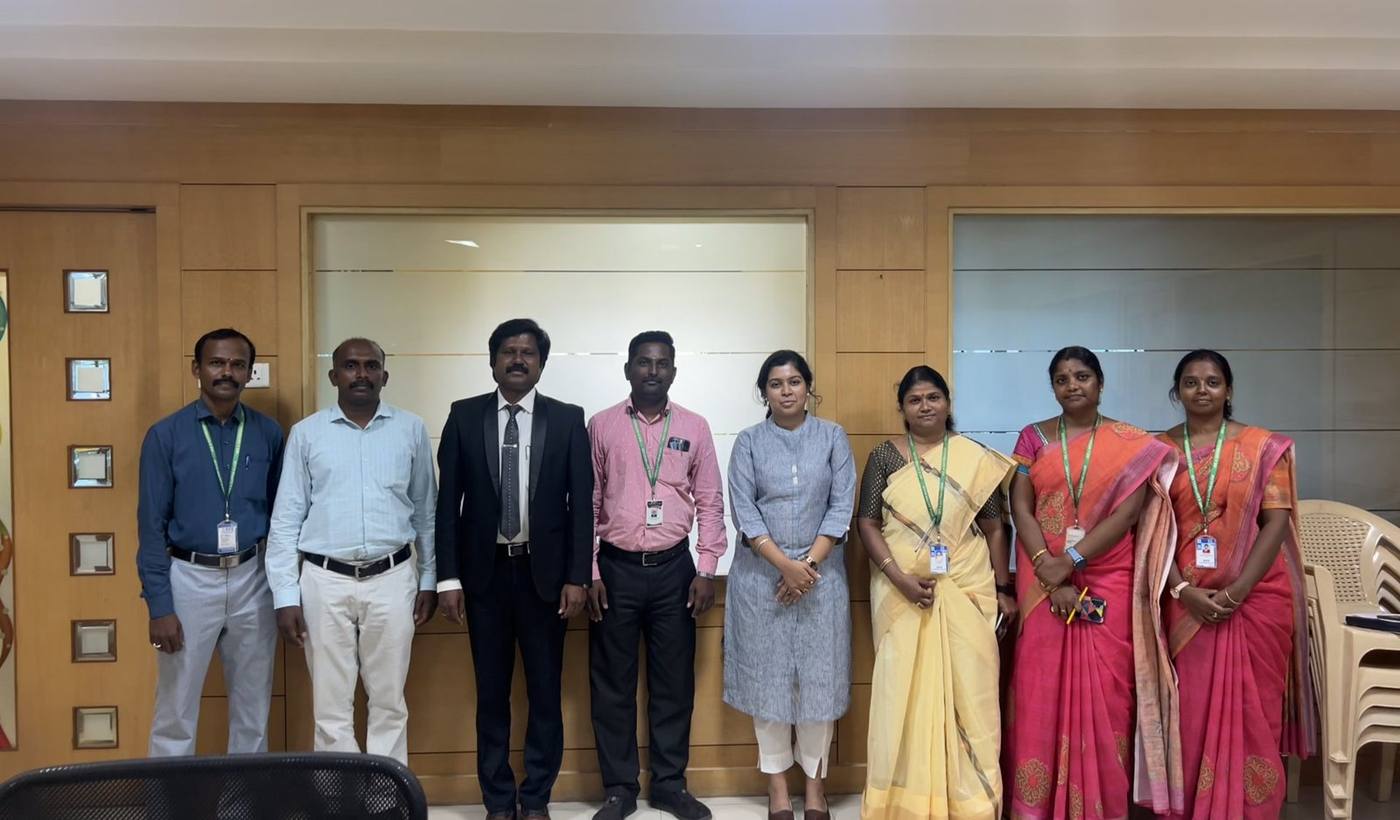 Sanjana Rathi with AVS Engineering College leadership and faculty after the MoU signing